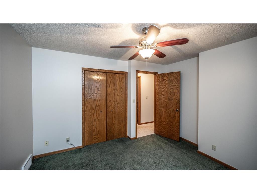 409 Willow Street Farmington MN 55024 - Vermillion River 6825431 image29