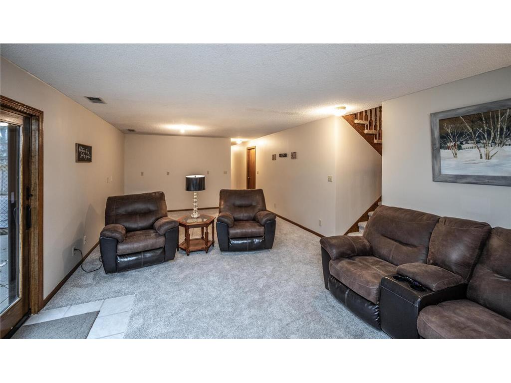 409 Willow Street Farmington MN 55024 - Vermillion River 6825431 image35