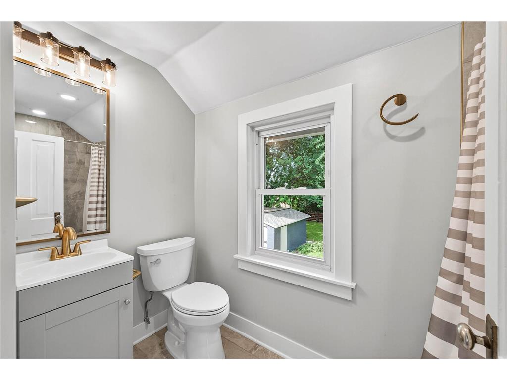 409 Winslow Avenue Saint Paul MN 55107 6812165 image23