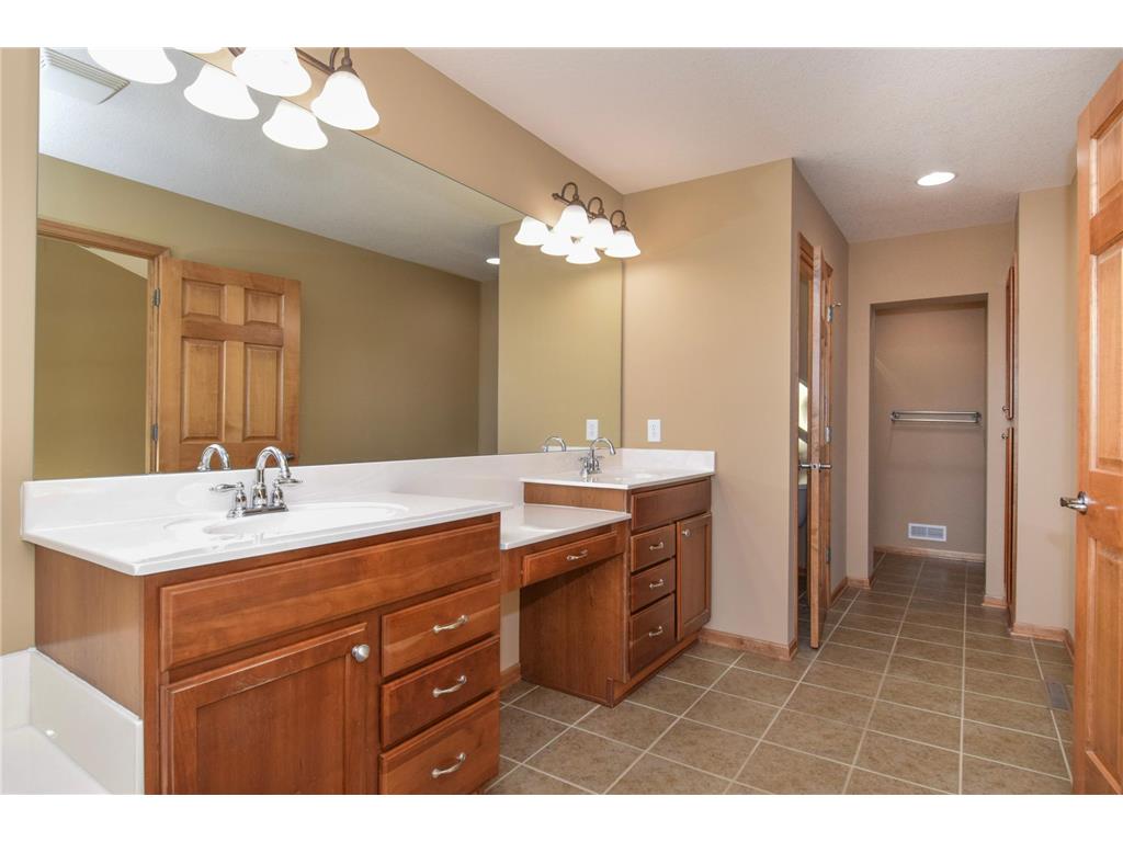 4090 Maple Hurst Drive S Rockford MN 55373 6792351 image22