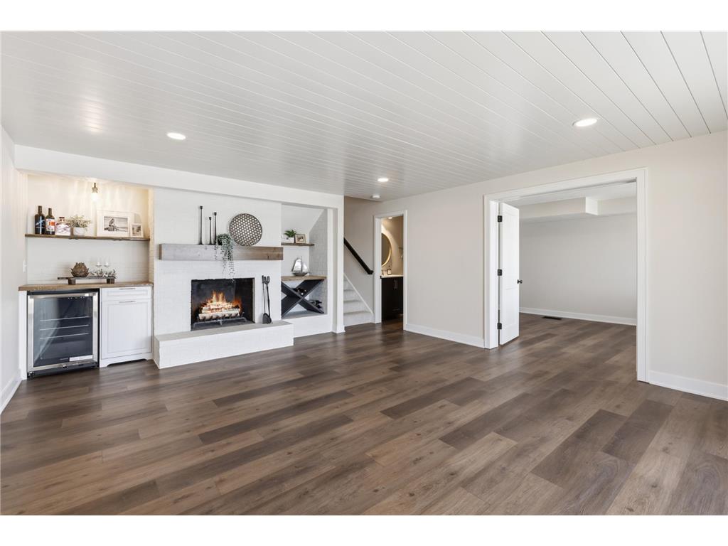 4090 Wagon Bridge Circle Prior Lake MN 55372 - Upper Prior 7037485 image18