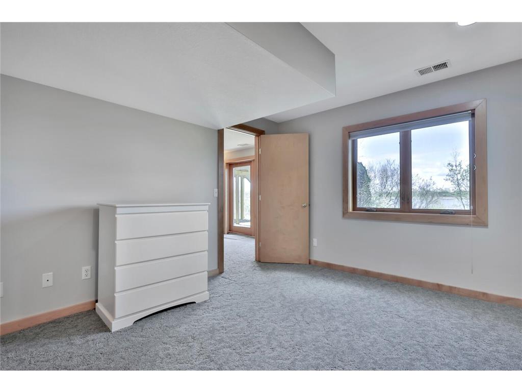 4092 Oakmede Lane White Bear Twp MN 55110 - Rice Lake 7065447 image33