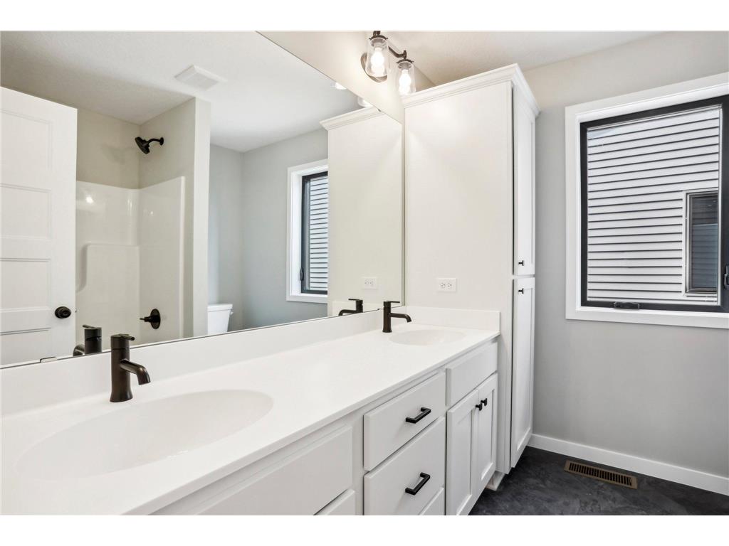 4093 Isaac Court Vadnais Heights MN 55127 7006068 image27