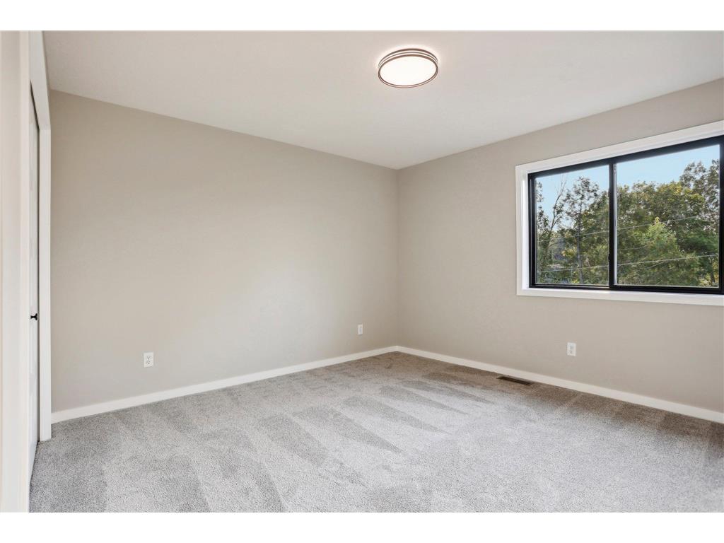 4093 Isaac Court Vadnais Heights MN 55127 7006068 image32