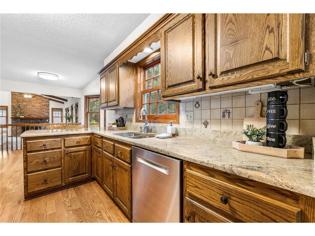 4094 Blueberry Lane Eagan MN 55123 7019338 image16