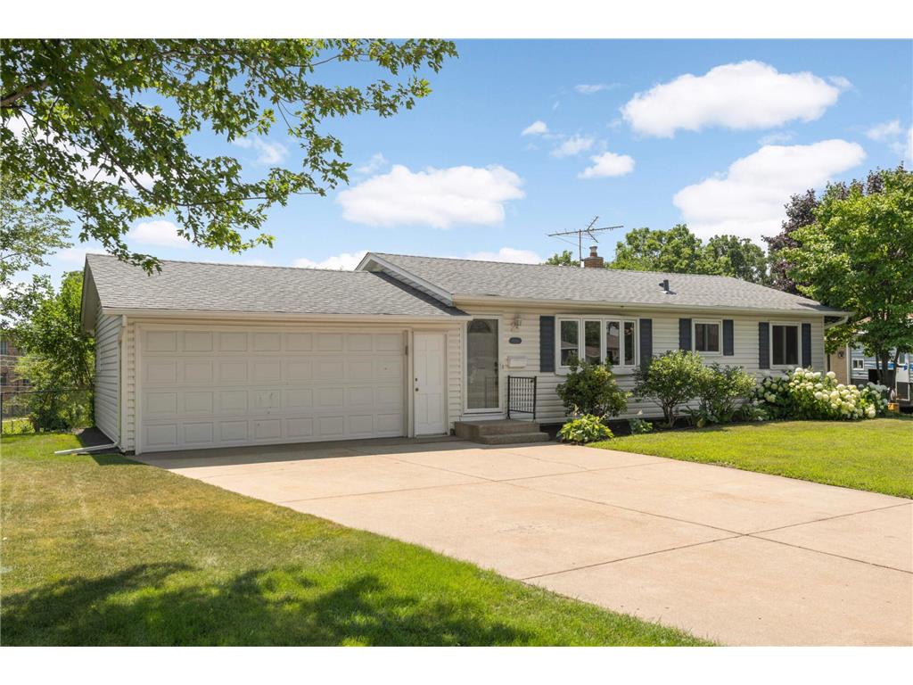 4096 71st Street E Inver Grove Heights MN 55076 6756156 image1