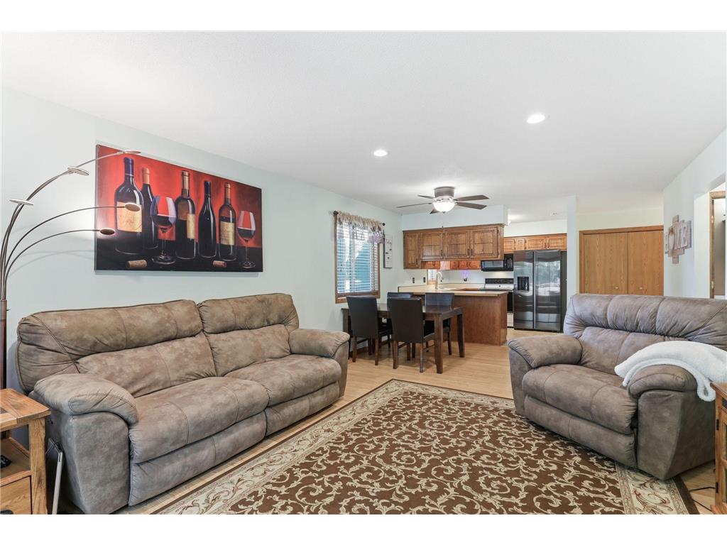 4096 Rice Street Vadnais Heights MN 55126 7103709 image17