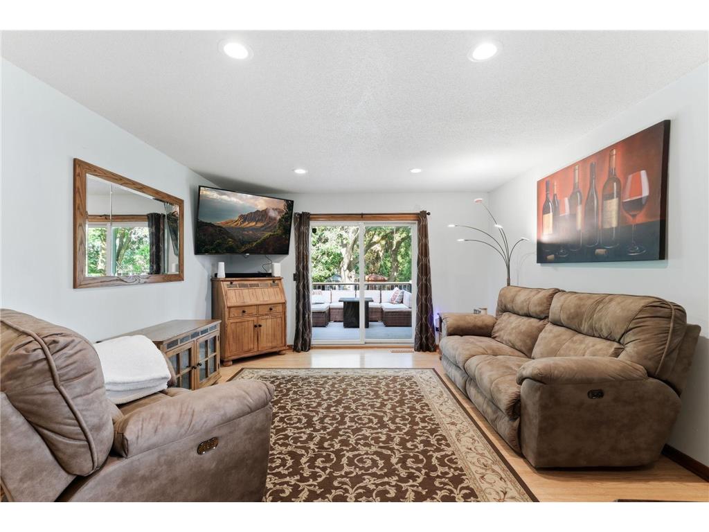 4096 Rice Street Vadnais Heights MN 55126 7103709 image18