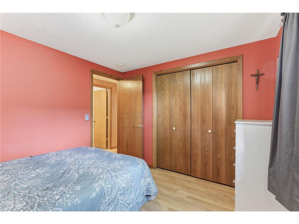 4096 Rice Street Vadnais Heights MN 55126 7103709 image23