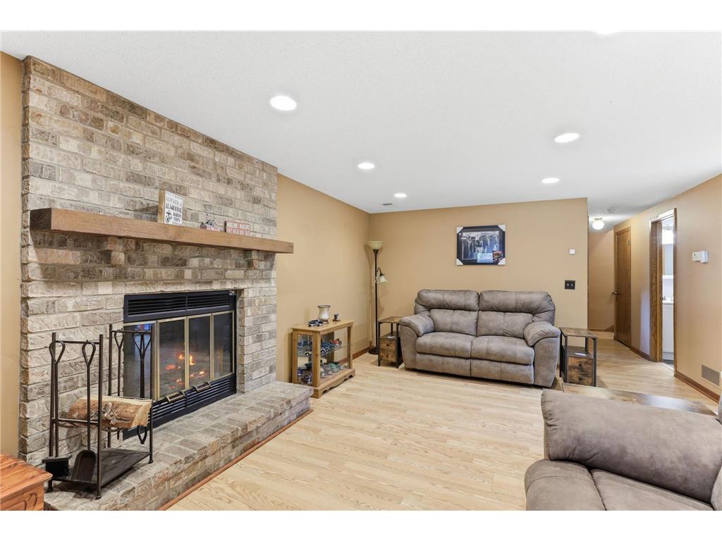 4096 Rice Street Vadnais Heights MN 55126 7103709 image27