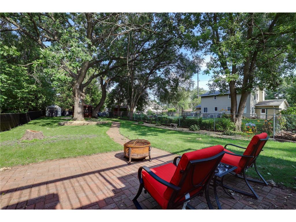 4096 Rice Street Vadnais Heights MN 55126 7103709 image7