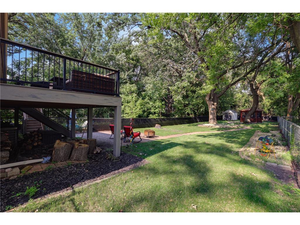 4096 Rice Street Vadnais Heights MN 55126 7103709 image8