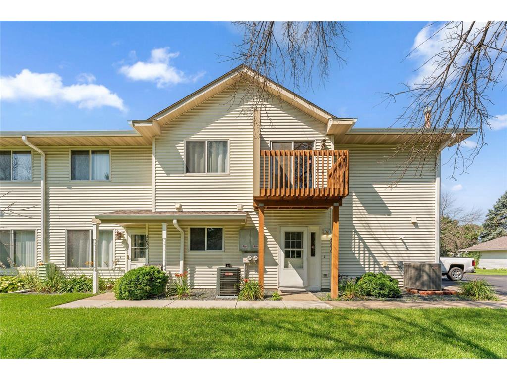 4096 White Bear Parkway White Bear Twp MN 55110 6763703 image1