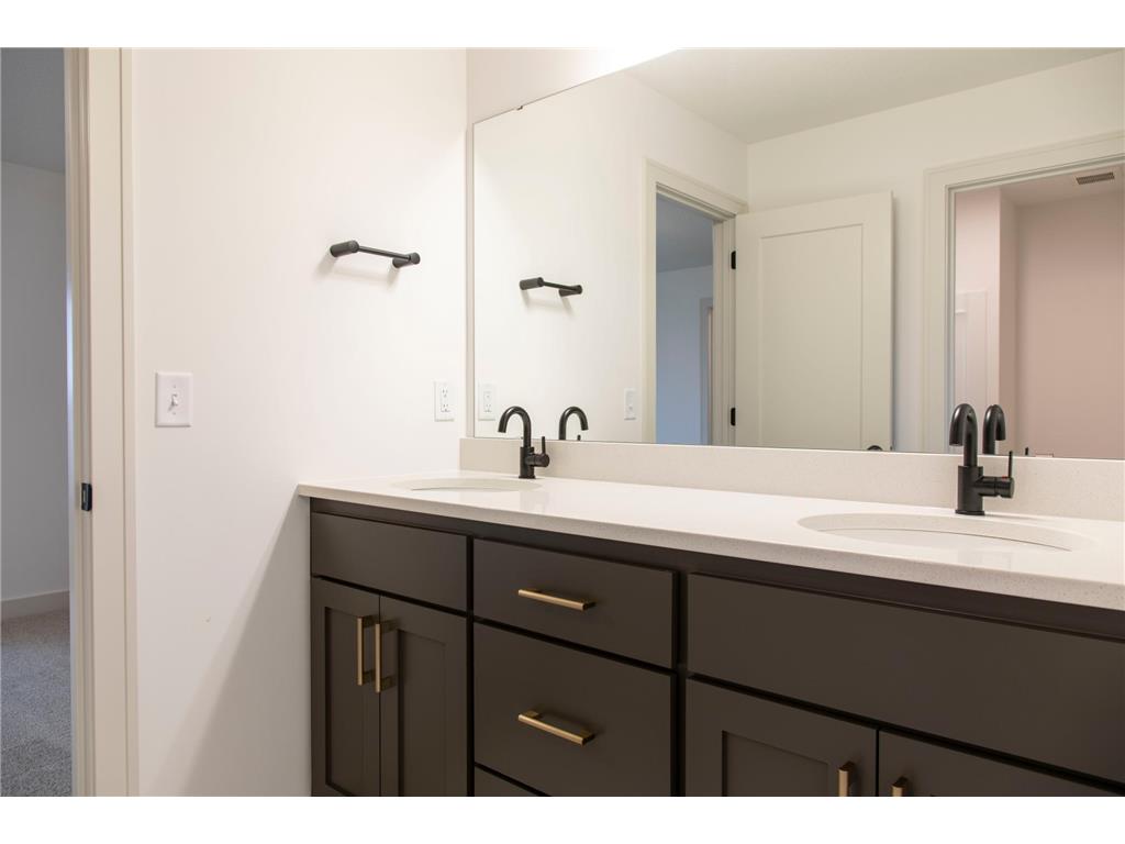 4098 Gable Lane Woodbury MN 55129 6821459 image27