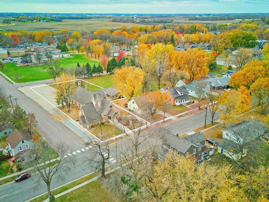 410 1st Street N Winsted MN 55395 6817447 image2