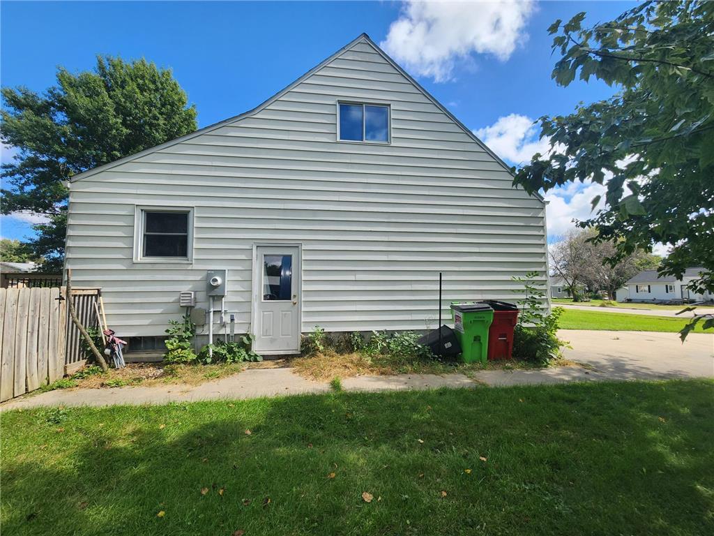 410 2nd Street NE Hayfield MN 55940 6795888 image2