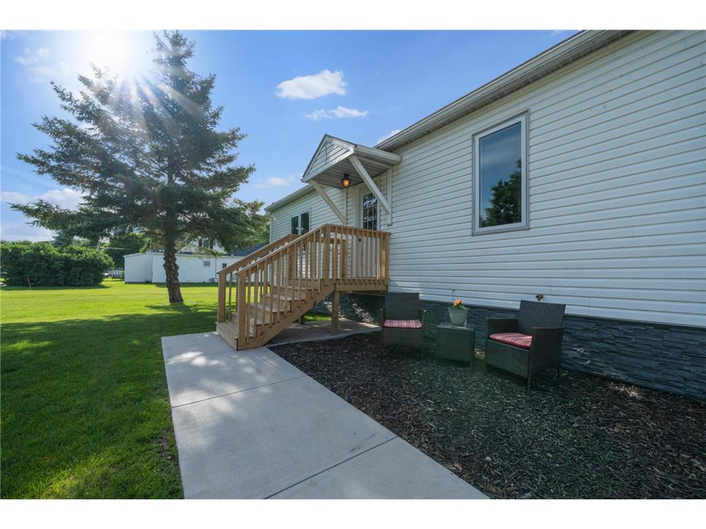 410 2nd Street NW Melrose MN 56352 7095221 image4