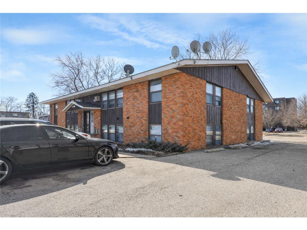 410 33rd Avenue N Saint Cloud MN 56303 7027875 image2