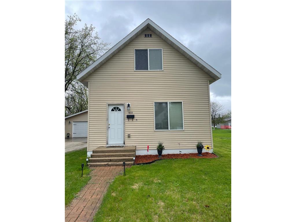 410 3rd Avenue NE Roseau MN 56751 6373386 image1
