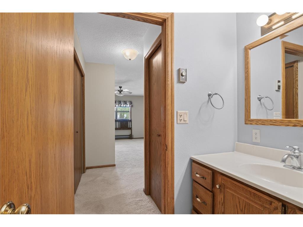 410 3rd Street NW #4 Valley City ND 58072 7108063 image16