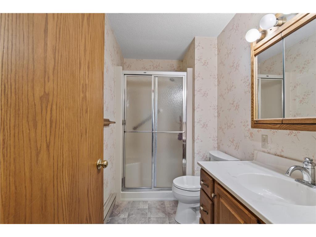 410 3rd Street NW #4 Valley City ND 58072 7108063 image19