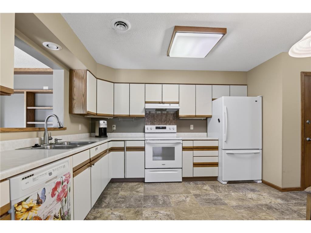 410 3rd Street NW #4 Valley City ND 58072 7108063 image7