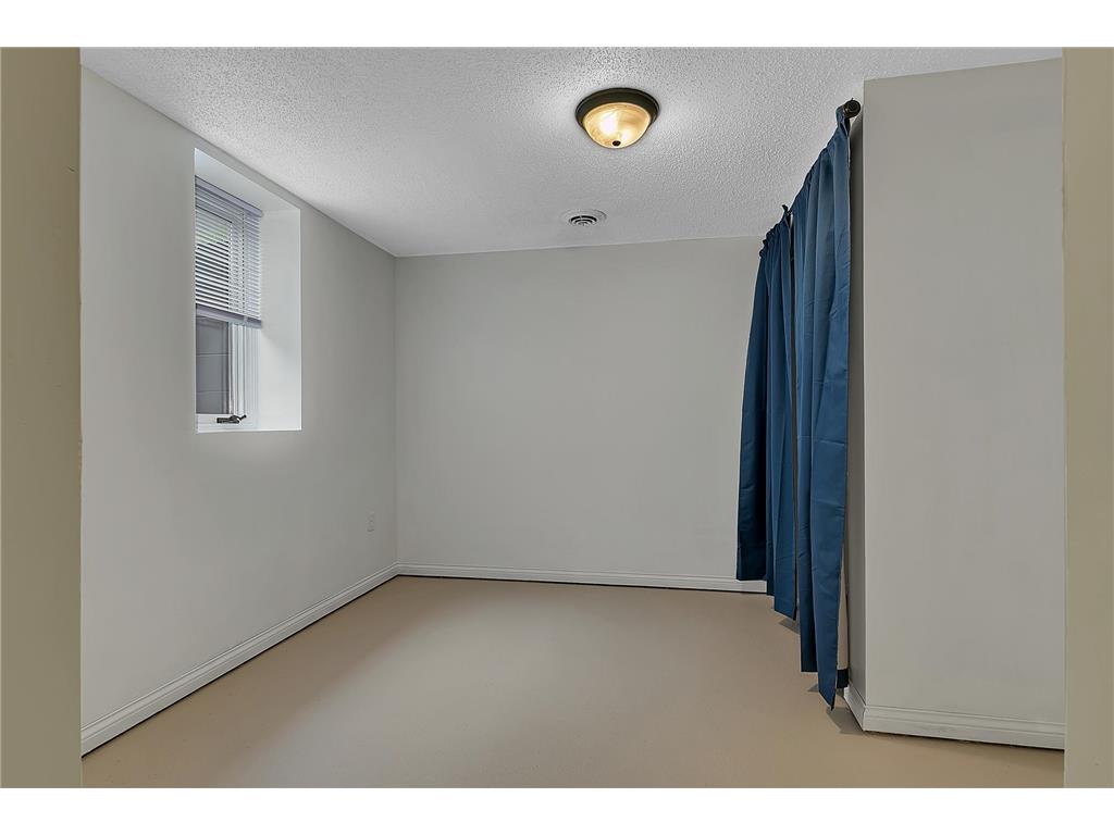 410 57th Place NE Fridley MN 55432 7089874 image23
