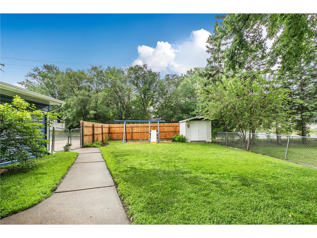 410 57th Place NE Fridley MN 55432 7089874 image29