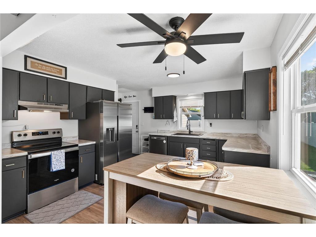 410 Ashland Street N Cambridge MN 55008 6807053 image1