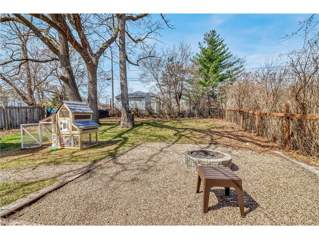 410 Bowling Avenue Detroit Lakes MN 56501 7060274 image27