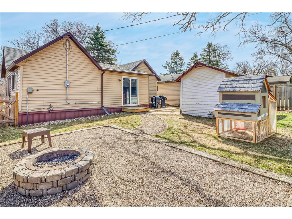 410 Bowling Avenue Detroit Lakes MN 56501 7060274 image28