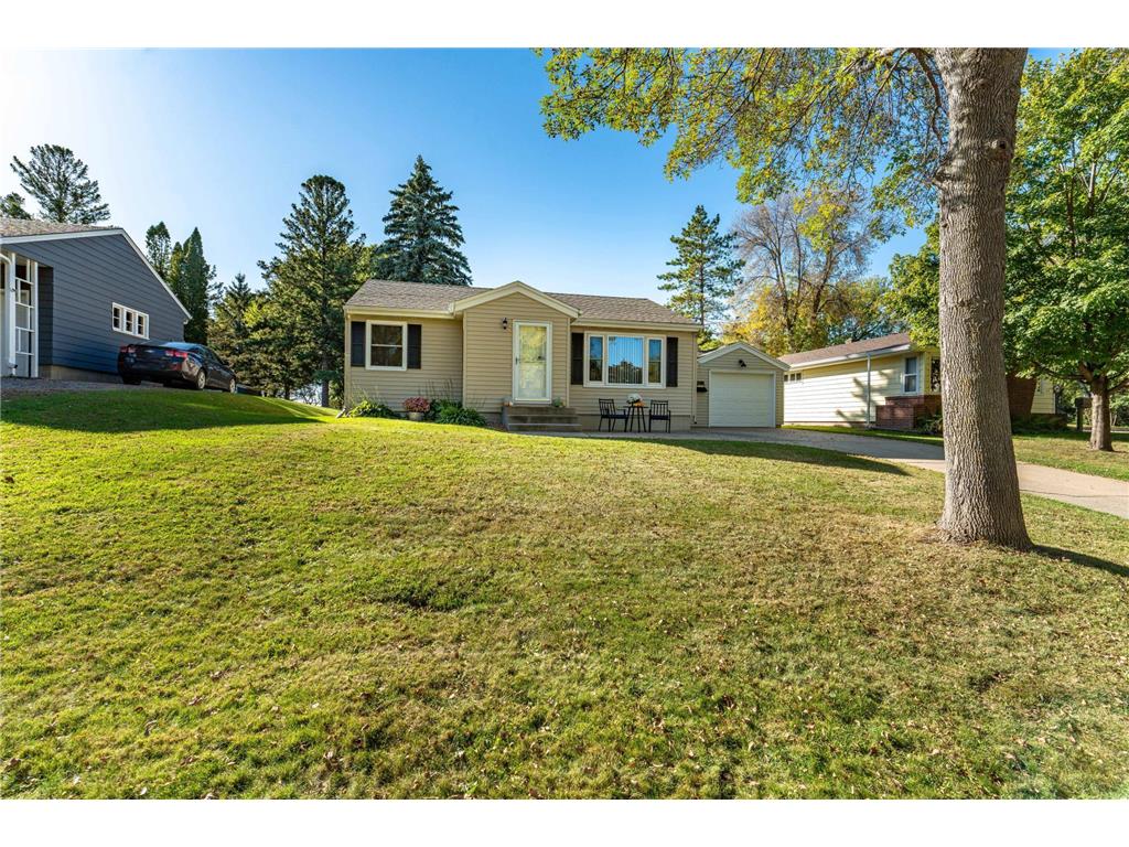 410 E Saint Charles Avenue Fergus Falls MN 56537 7046529 image1