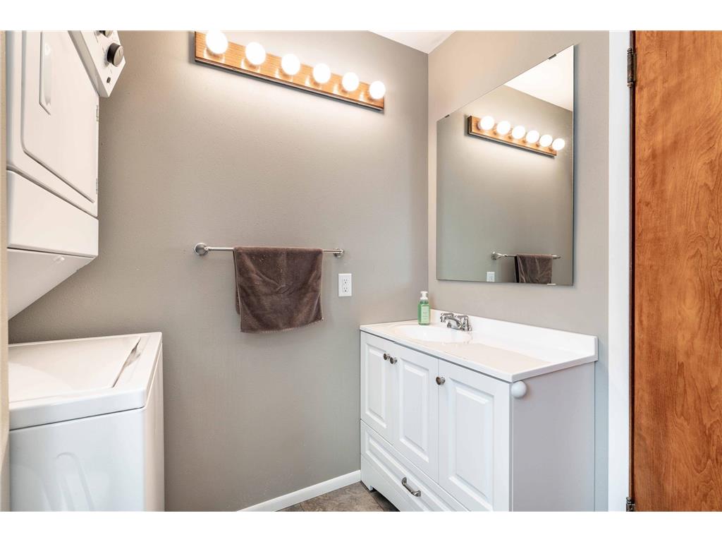 410 E Saint Charles Avenue Fergus Falls MN 56537 7046529 image29