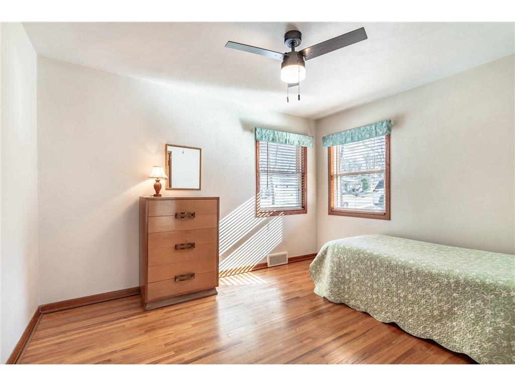 410 E Saint Charles Avenue Fergus Falls MN 56537 7046529 image30