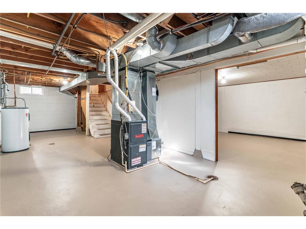 410 E Saint Charles Avenue Fergus Falls MN 56537 7046529 image35