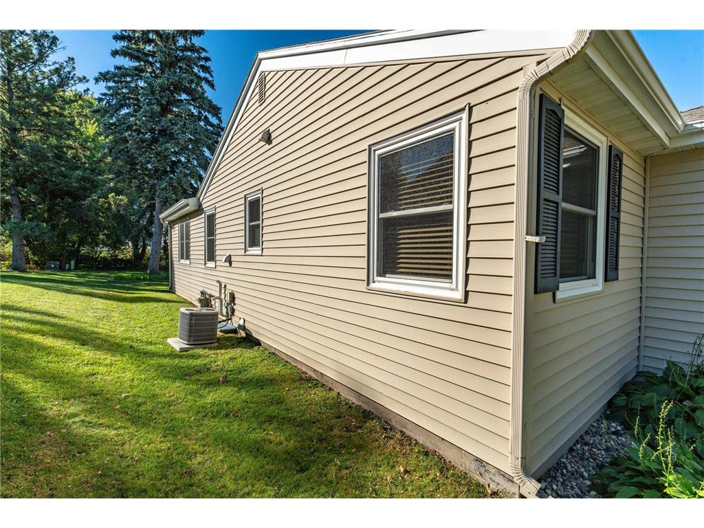410 E Saint Charles Avenue Fergus Falls MN 56537 7046529 image50