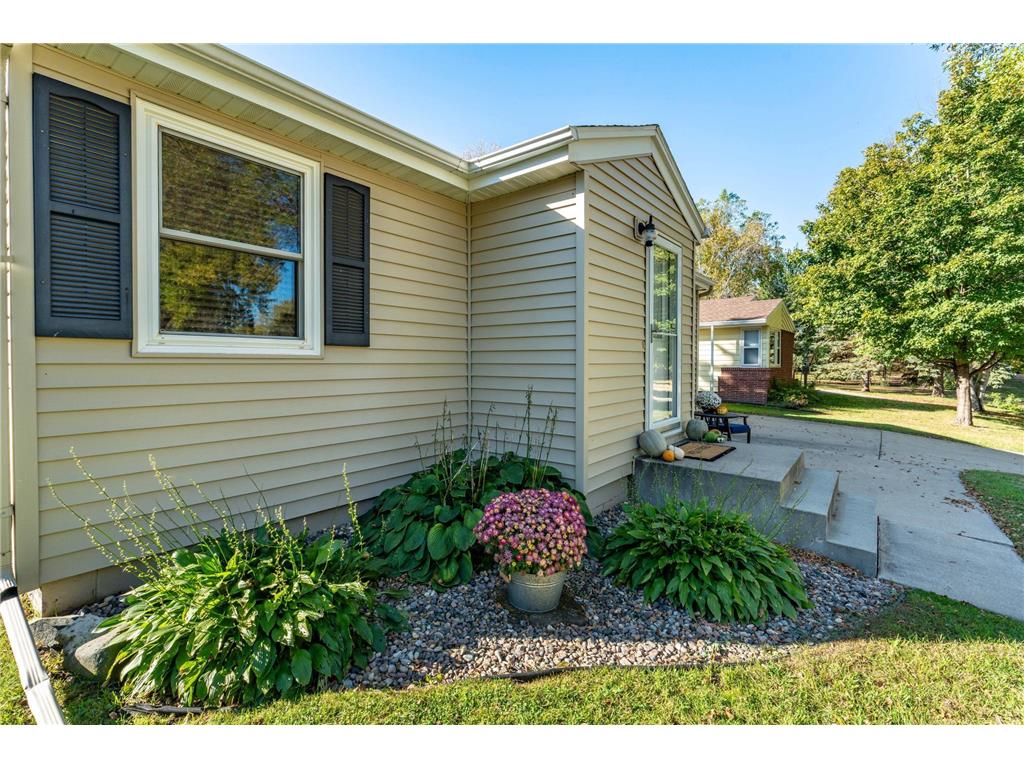 410 E Saint Charles Avenue Fergus Falls MN 56537 7046529 image6