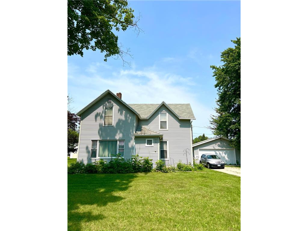 410 Ellington Street West Concord MN 55985 6582321 image1