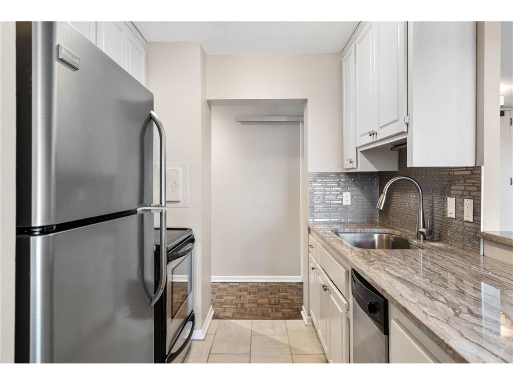 410 Groveland Avenue #1605 Minneapolis MN 55403 7010994 image8