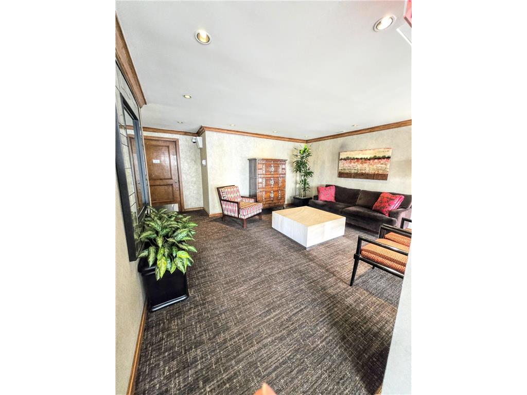 410 Groveland Avenue #1704 Minneapolis MN 55403 7012021 image26