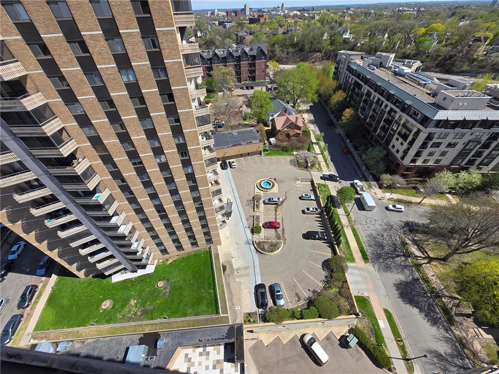 410 Groveland Avenue #1704 Minneapolis MN 55403 7012021 image32