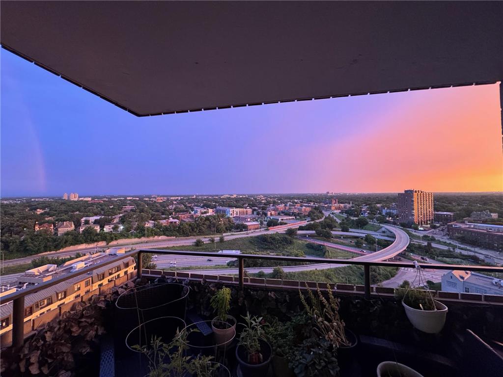 410 Groveland Avenue #1906 Minneapolis MN 55403 6810068 image1