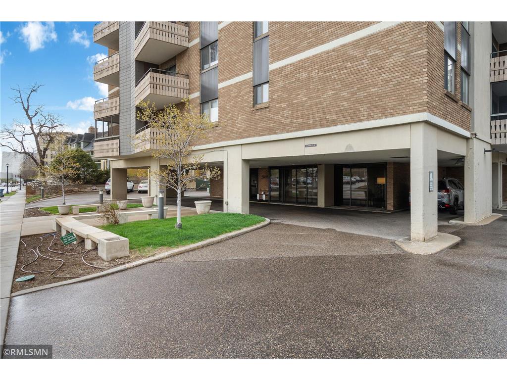 410 Groveland Avenue #1906 Minneapolis MN 55403 7060073 image22