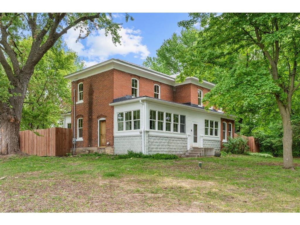 410 Highland View Houlton WI 54082 6722232 image1