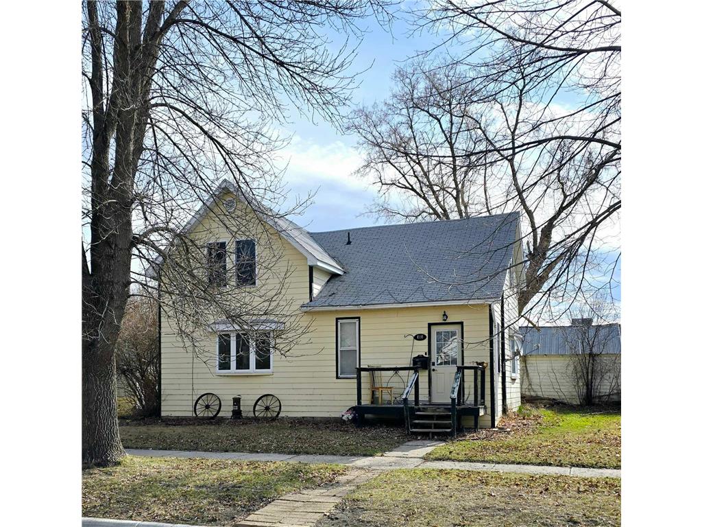 410 Knight Avenue N Thief River Falls MN 56701 6519765 image1