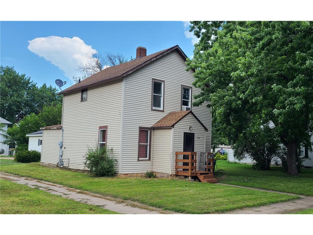 410 Lynd Street Marshall MN 56258 7064135 image1
