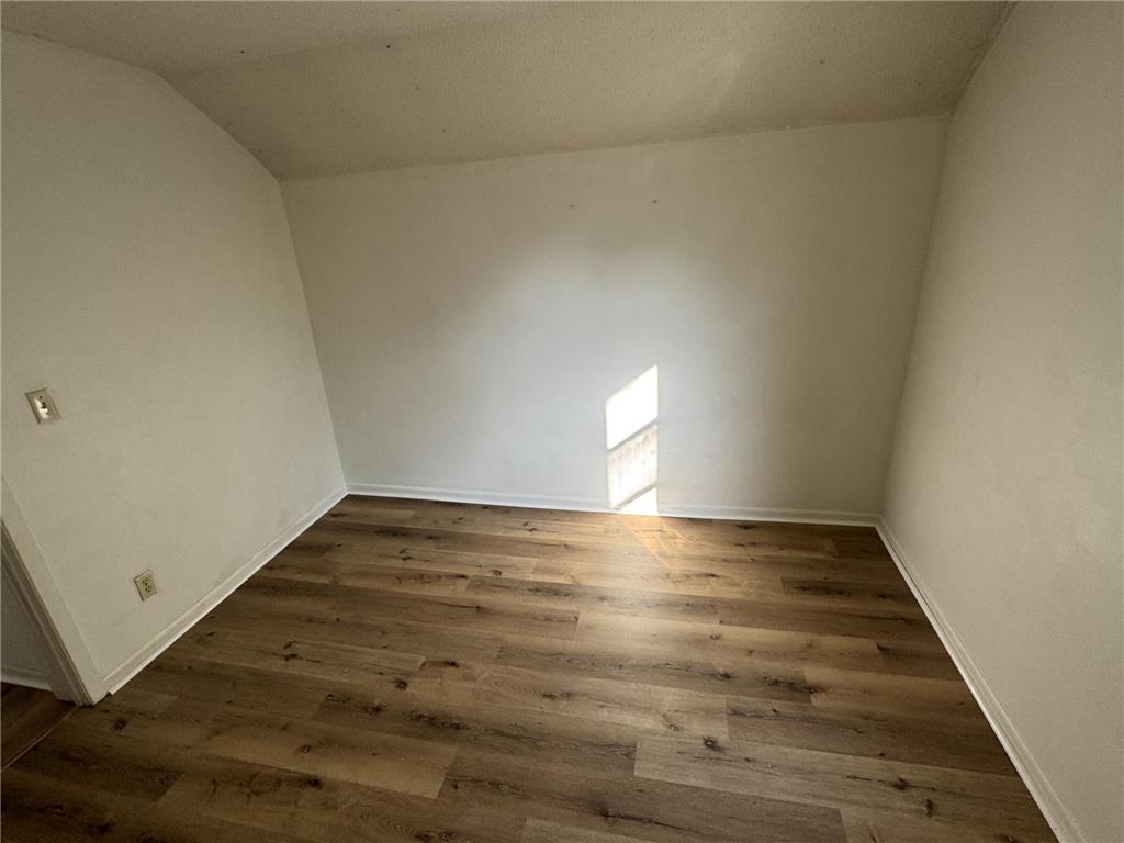410 Lynd Street Marshall MN 56258 7064135 image13