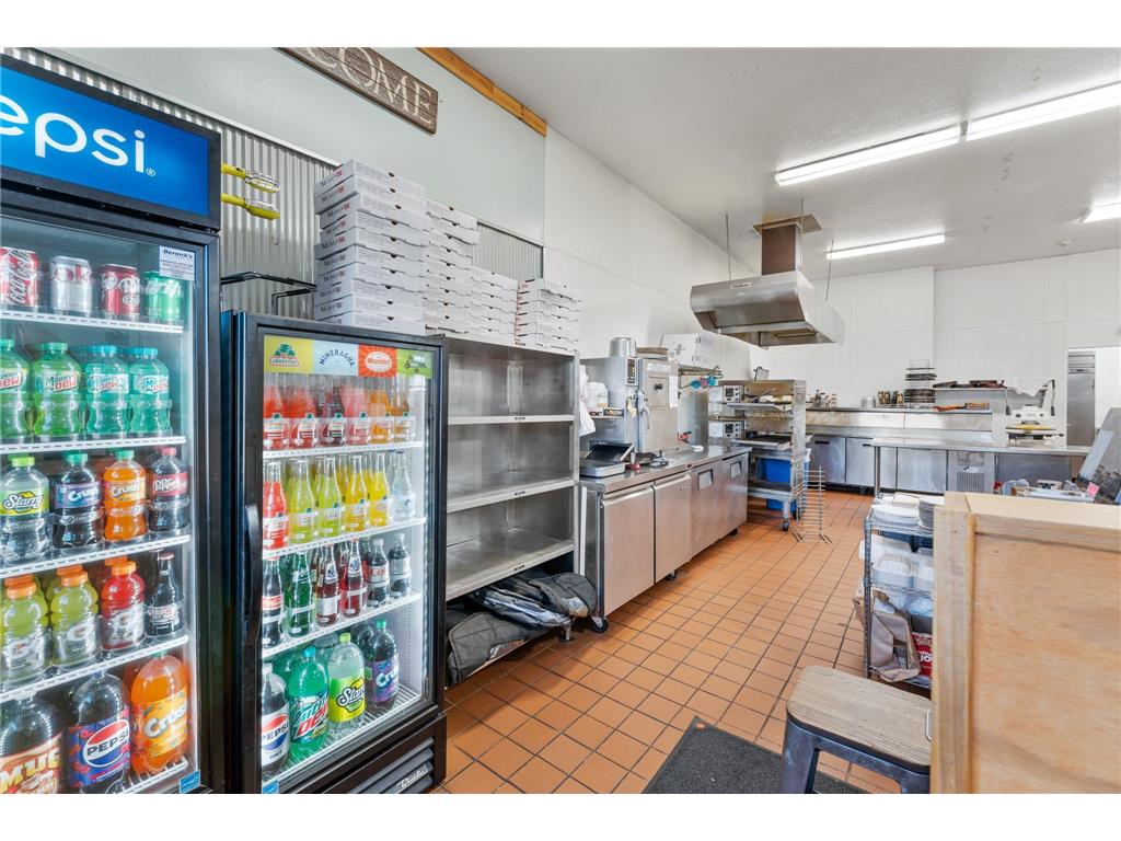 410 Main Street Sandstone MN 55072 6776202 image7