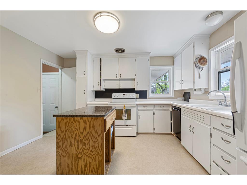 410 Murray Street Owatonna MN 55060 7066498 image5