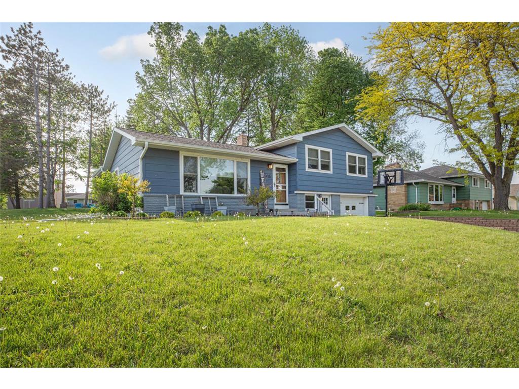 410 N Brown Street Winthrop MN 55396 6672347 image1
